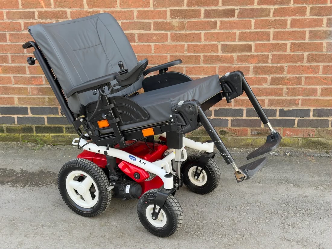 Invacare Kite Bariatric Electric Wheelchair | Tilt & Recline - Image 8