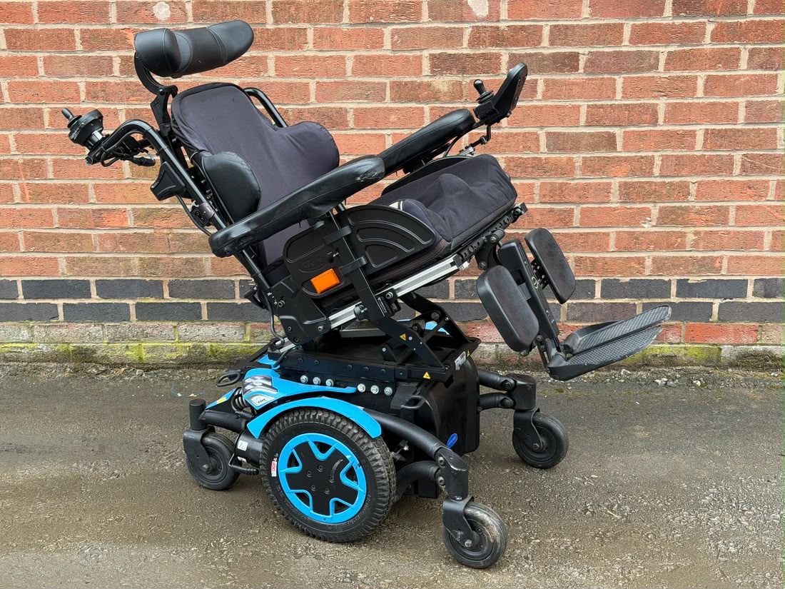 Invacare TDX SP2 Electric Wheelchair | Tilt & Recline - Image 4