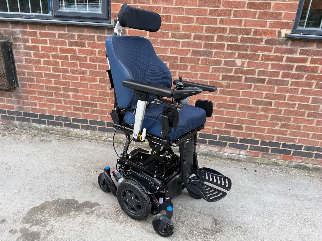 Quickie Q500M Electric Wheelchair | Rising Seat | Tilt | Sedeo Pro - Image 7