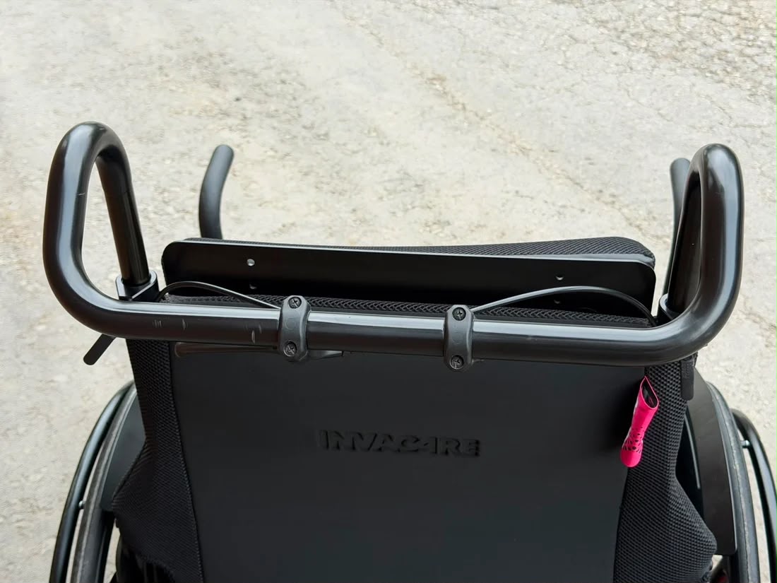 Invacare Action Ampla Bariatric Wheelchair Heavy Duty - Image 3