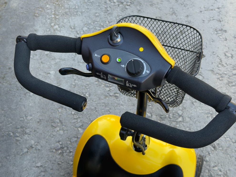 Kymco For U Mini Comfort Mobility Scooter | Portable Travel Scooter | Refurbished - Image 5