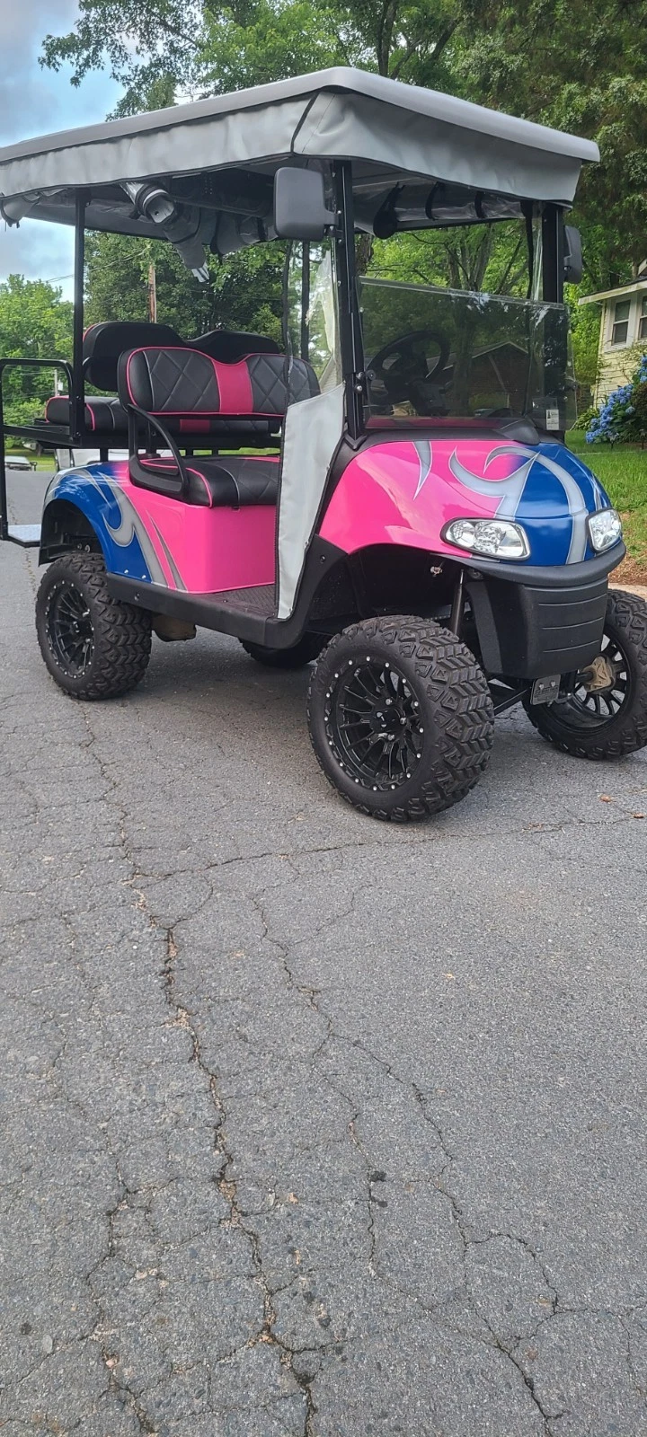 2018 EZGO RXV GOLF CART